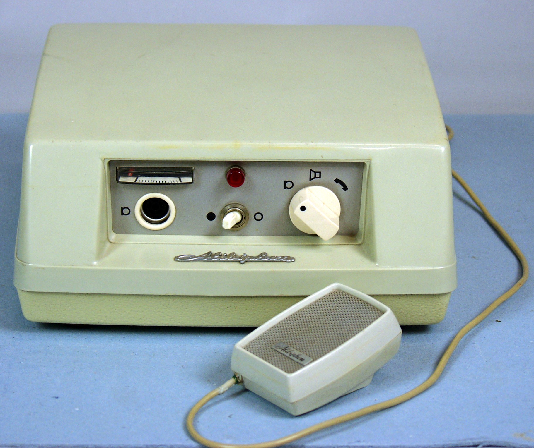 Anrufbeantworter "Alibiphon VA 74", Friedrich Merk Telefonbau GmbH, 1965